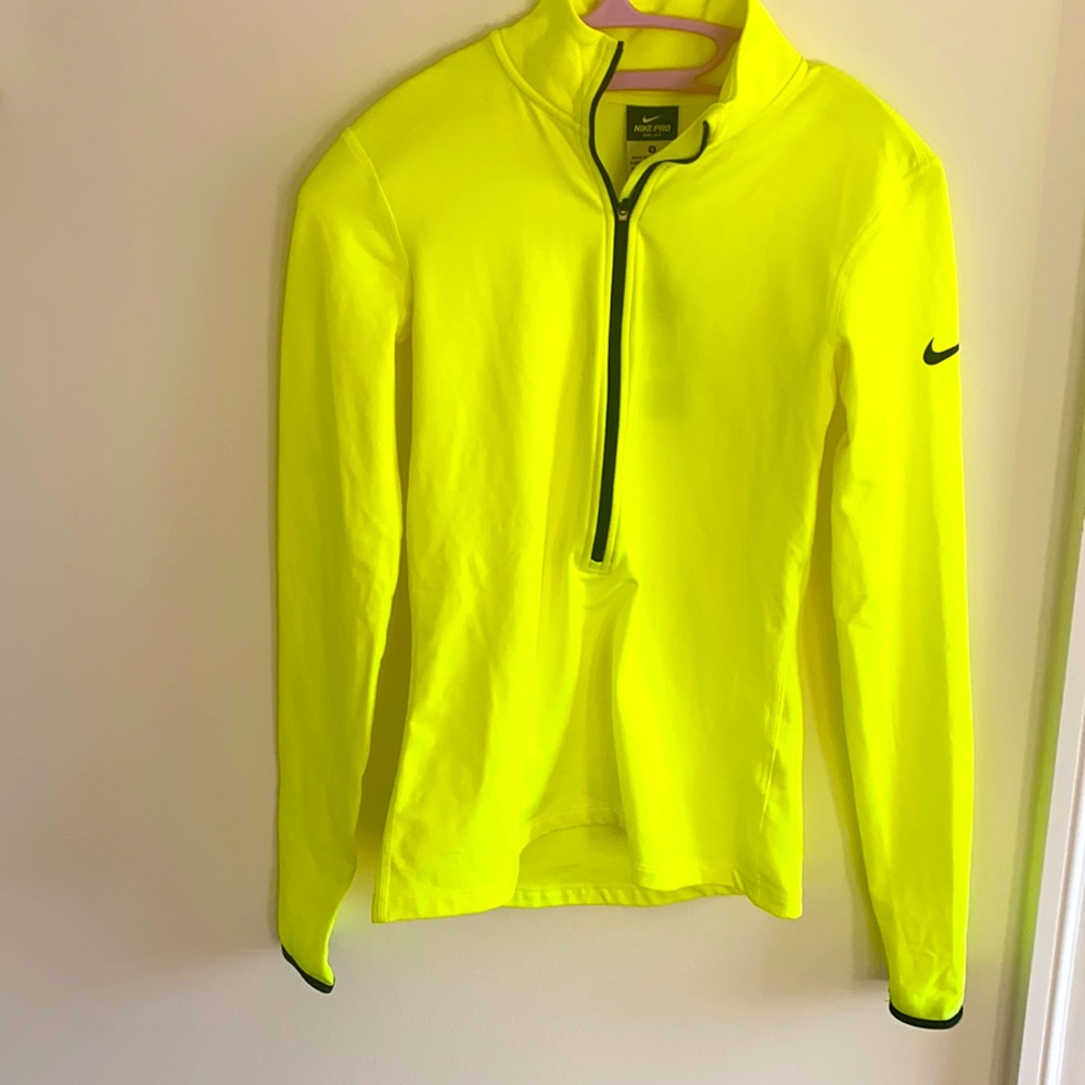 NWT! Nike Pro Dri-fit quarter zip